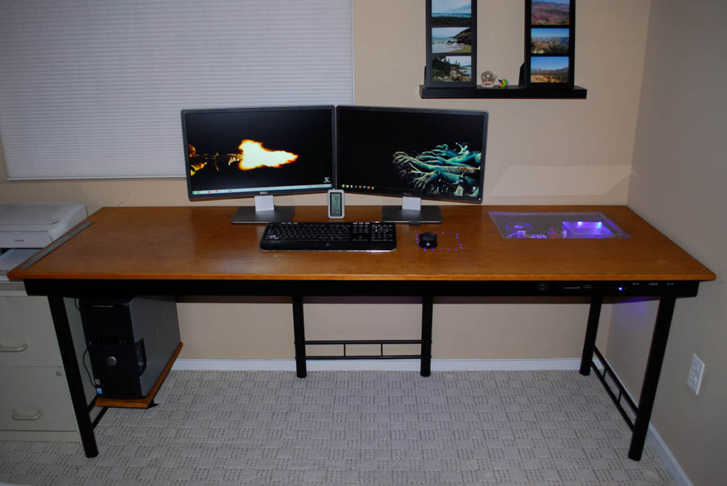 wooden gaming desk